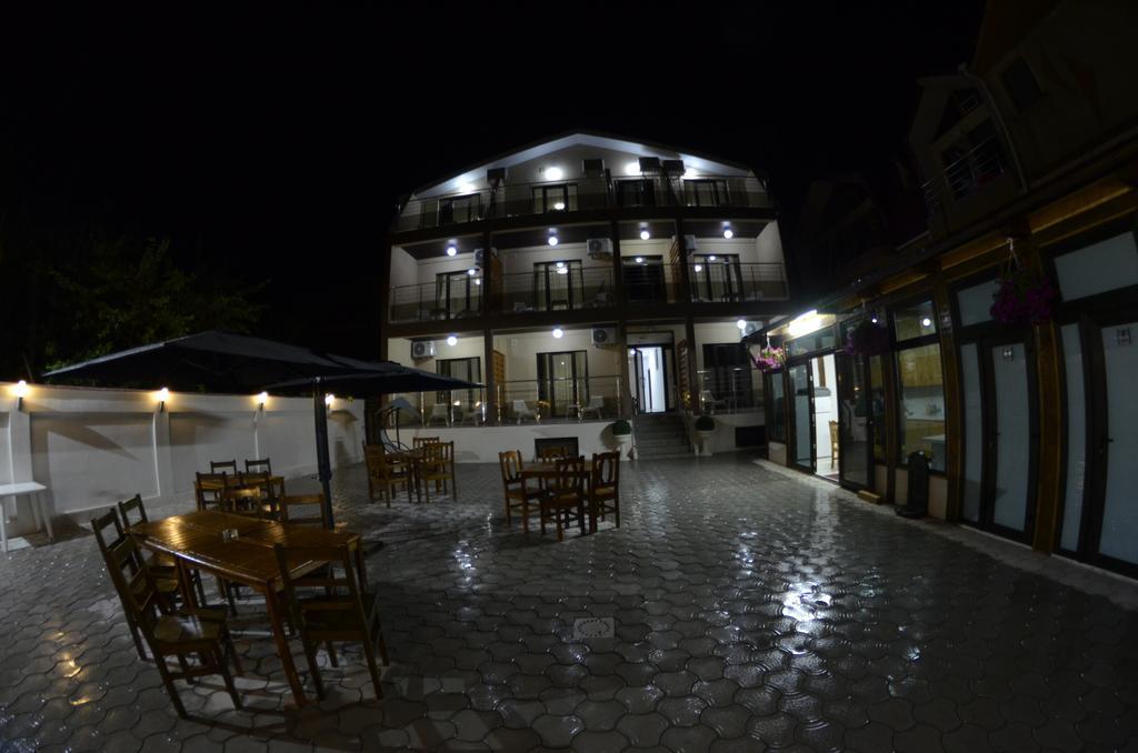 Razvan Holiday Costineşti Exteriér fotografie